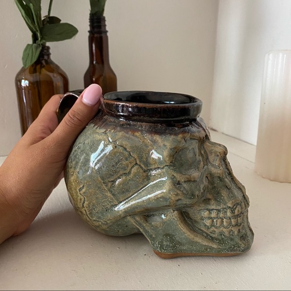 Vintage handmade skull ceramic large coffee mug - Picture 7 of 7